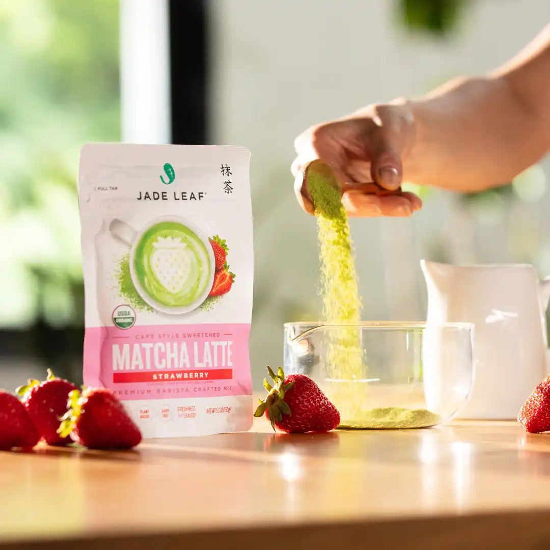 Organic Cafe Style Sweetened Matcha Latte Mix - Strawberry